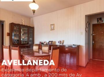 Departamento · 81m² · 4 Ambientes · Alquiler Excelente Departamento 4 Amb Amueblado