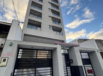 Departamento de 3 ambientes, Lomas de Zamora · Venta 3 Ambientes con Cochera en Banfield.