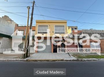 Casa de 3 ambientes, La Matanza · Casa en Venta con Local en Ciudad Madero