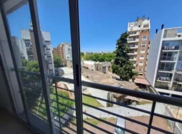 Departamento de 1 ambiente, Morón · Monoambiente Divisible Amoblado - Excelente Ubicación - Apto Profesional