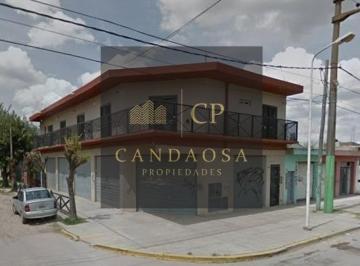 Local comercial · 198m² · Rbs. Venta de Local y 4 Departamentos