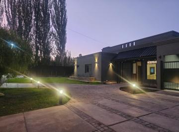 Casa de 6 ambientes, Lunlunta · Estupenda Casa, B° Ranchos de La Merced (Lunlunta, Maipú).