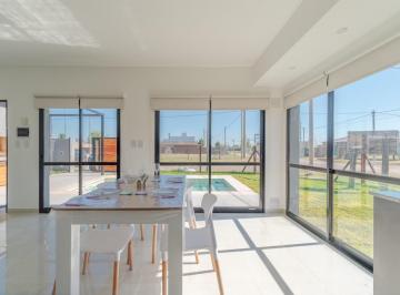 Casa · 44m² · 2 Ambientes · 1 Cochera · Oportunidad Venta Casa en Roldan Tierra del Sueños 3