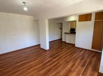 Departamento de 40 ambientes, San Telmo · Retasado - Departamento 3 Ambientes con Lavadero en San Telmo