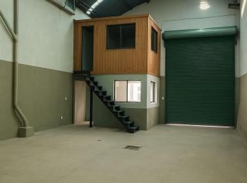 Bodega-Galpón · 136m² · Galpon en Venta Av Ovidio Lagos 5169