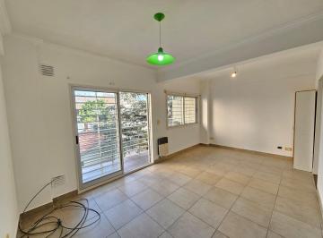 Departamento · 30m² · 1 Ambiente · Ramón Falcón Al 3616: Alquiler Monoambiente con Balcón