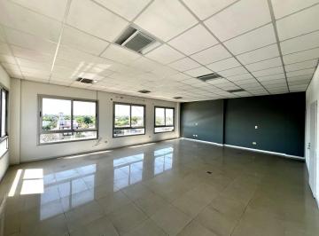 Oficina comercial · 157m² · 4 Ambientes · Alquiler - Oficina Comercial - 80 m - Merlo Centro