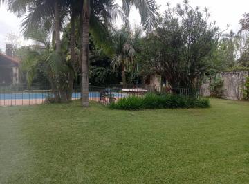 Casa · 450m² · 5 Dormitorios · 2 Cocheras · Casa en Venta