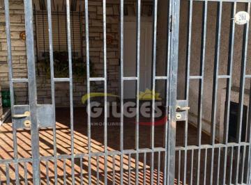 PH · 65m² · 3 Ambientes · 1 Cochera · Alquiler de PH 3 Amb. en Ramos Mejia Pta. Baja Fdo. con Ent. Auto