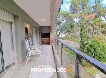 Foto1 · Apartamento Edificio Bajo, 3 Dorm., 2 Baños, Balcon con Parrillero