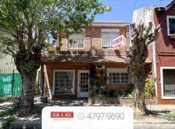 Casa · 132m² · 6 Ambientes · Casa 5 Dorm. Venta - Florida - B. Platense
