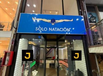 JAK-JA1-4649_2 · Local en Belgrano