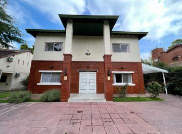 Casa · 323m² · 6 Ambientes · 3 Cocheras · Casa en Venta en Campo Chico Country Club, Escobar - 6 Ambientes