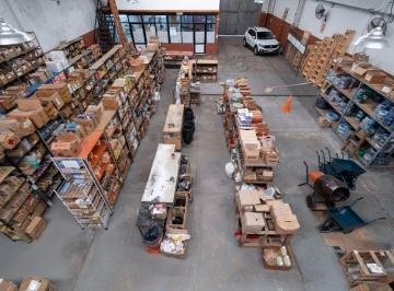 Bodega-Galpón · 447m² · 1 Ambiente · Galpón en Venta en Zona Las Heras