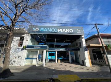 Local comercial de 4 ambientes, Morón · Local Galpon en Venta en Castelar Norte