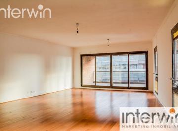 lateral01 · Venta 2 Ambientes, Muy Luminoso, Cochera Fija y Baulera. Amenities