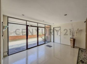 Departamento · 78m² · 5 Ambientes · Departamento en Venta de 3 Dorm., Cocina Separada con Posibilidad de Cochera La Loma Ciudad de