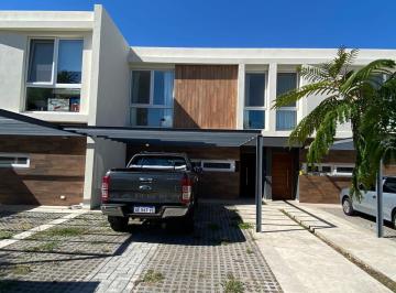 Casa de 4 ambientes, Tigre · Alquiler Casa 3 Dorm. Amoblada - Nordelta