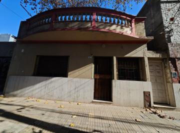 PH de 3 ambientes, Tres de Febrero · Alquiler 3 Ambientes PH
