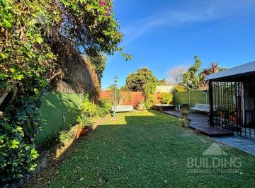 Casa · 100m² · 5 Ambientes · 2 Cocheras · Casa en Venta - San Carlos - La Plata