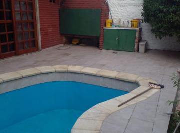 PH de 2 ambientes, Lanús · * Sin Expensas * Casa en PH de 2 Amb C/ Fondo Libre y Parrilla * C/ Recibos *