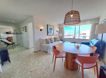 Foto1 · Venta. Península, 1 Dormitorio y Medio Garaje.