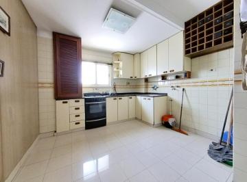 Departamento · 72m² · 3 Ambientes · 1 Cochera · Departamento 3 Ambientes Uso Profesional Venta Directa - Lomas de Zamora Oeste