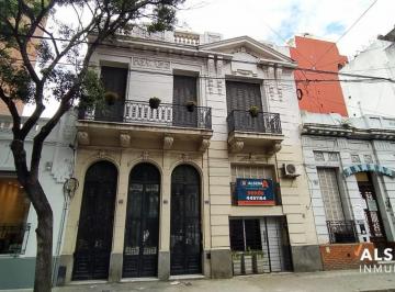 Casa · 210m² · 5 Ambientes · Casa / Oficina Venta Centro Norte Rosario con Departamento 1 Dormitorio