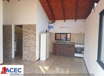 Casa · 50m² · 3 Ambientes · 1 Cochera · Aquiler - Casa - Funes
