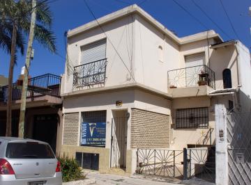 PH · 144m² · 6 Ambientes · Venta PH 6 Ambientes Patio Barrio Naón Mataderos