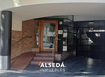 Departamento · 80m² · 3 Ambientes · Departamento 2 Dorm C/ Cochera - Pichincha