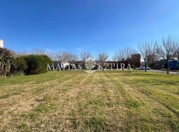 Terreno · 724m² · Lote. | Andres Chazarreta 1130