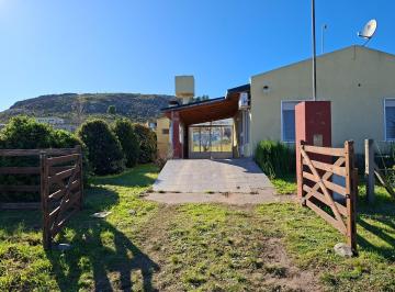 Casa · 122m² · 3 Ambientes · 3 Cocheras · Chalet 3 Ambientes Garage, Parrilla Pileta y Alpina Ceferino