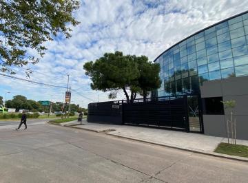 Oficina comercial · 5051m² · 100 Cocheras · Alquiler Edificio en Block de Oficinas Aaa en San Isidro Plaza