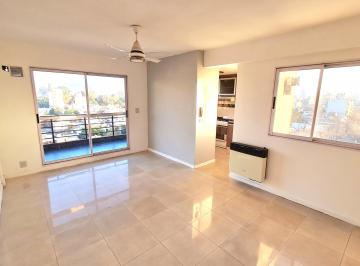 Departamento de 4 ambientes, Rosario · Departamento 2 Dorm. con Balcón y 2 Baños Impecable - Barrio Abasto