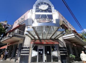 Local comercial · 680m² · Esquina Única en Av Cabildo