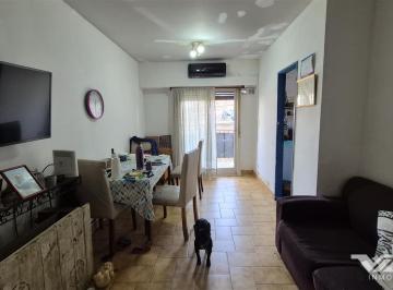 Departamento · 50m² · 3 Ambientes · 1 Cochera · Departamento 3 Amb C/ Cochera, a Mtrs de Av Mitre y Laprida. Villa Martelli