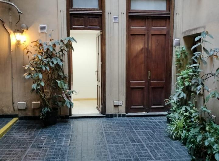 Divino Duplex en Edificio Reciclado Moderno por Dentro E Histórico por Fuera