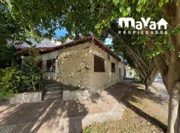 Casa · 177m² · 5 Ambientes · Casa en Venta - Mitre