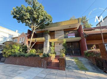 Terreno · 212m² · 5 Ambientes · 4 Cocheras · Lote de 500 m² en Venta - Zonificación Rm² - Villa Ballester