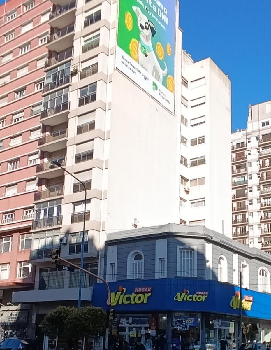Depto 4 amb, 175m² con balcón y baulera — Macrocentro
