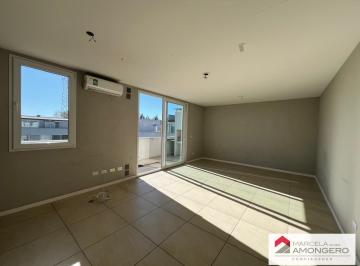 Departamento de 1 ambiente, Tigre · Muy Amplio C/ Gran Balcon + Parrilla + Vista Jardín + Cochera