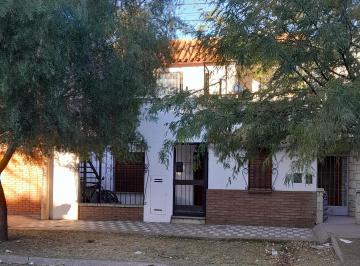 Casa de 6 ambientes, Córdoba · Alquilo Planta Baja