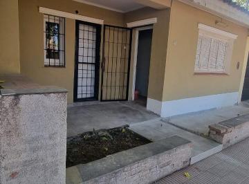 Casa de 5 ambientes, Ciudad de Mendoza · Casa en Alquiler en Cuarta Oeste