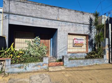 PH de 3 ambientes, Tres de Febrero · Venta, PH Al Frente, Calle Cantilo, Santos Lugares, a Reciclar