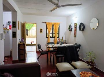 Casa · 300m² · 1 Cochera · Cf1261 - Dúplex en Venta - 3 Dorm. - B° Apos