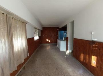 Casa · 108m² · 4 Ambientes · 1 Cochera · Casa en Venta 3 Dorm - Santo Tome