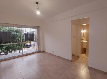 Departamento · 48m² · 3 Ambientes · Departamento de 3 Amb Al Frente con Balcón.