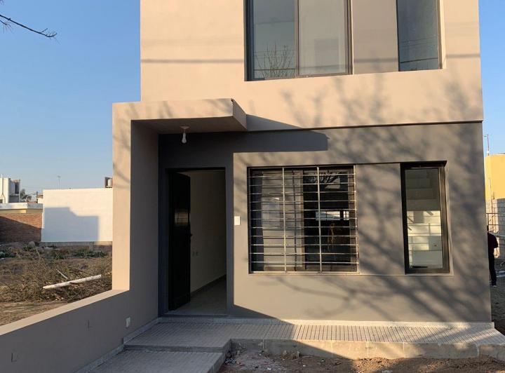 Casa · 85m² · 3 Ambientes