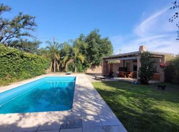 Casa · 379m² · 11 Ambientes · 2 Cocheras · Casa en Alquier Urca, Zona Norte